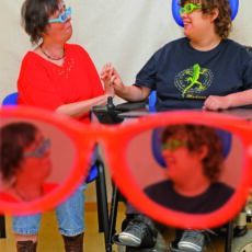 Handicap als Herausforderung – Gruppe „Zeitlos“ tanzt „AugenBlicke“ im thalhaus