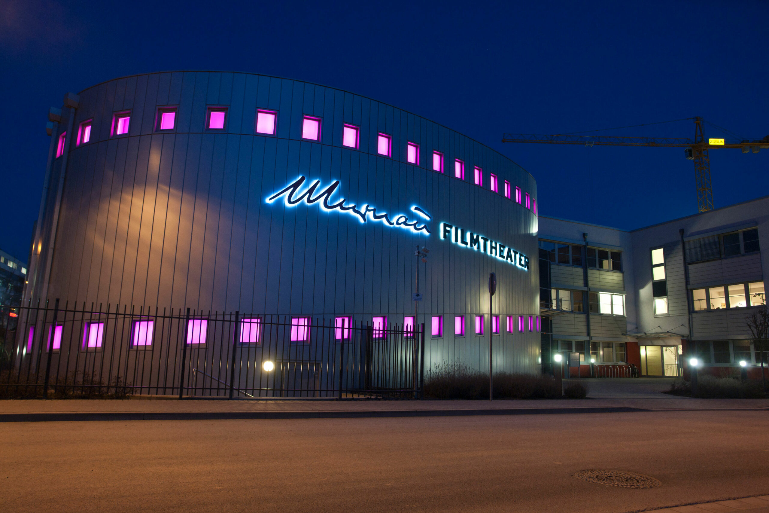 Murnau-Filmtheater nimmt Spielbetrieb wieder auf – mit Hygienekonzept und nagelneuer Technik