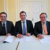131011VertragsunterzeichnungRMH