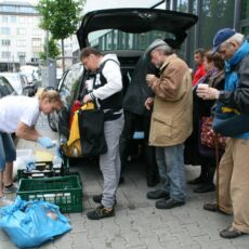 Einfach machen – Viele reden darüber, Nicole und Holger tun es: Freiwillige Hilfe für Obdachlose in Wiesbaden organisieren