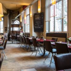 Restaurant des Monats: Amadeus 2 Zimmer – Küche – Bar, Rauenthaler Straße 24
