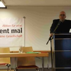 „Kampf gegen Vernunft und Aufklärung“: Samuel Salzborn erklärt im Hilde-Müller-Haus die „Neue Rechte“
