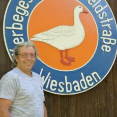 sensor-Straßengespräch: Hans-Peter Stroh, Kraftfahrer, Feldsträßer-Kerb-Organisator, 62 Jahre