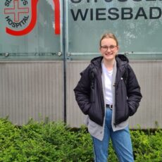 sensor-Straßengespräch: Lisa Hammerschmidt, Praktikantin im St. Josefs-Hospital, 20 Jahre