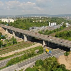 Salzbachtalbrücke-Desaster: „Sperrung über Wochen oder Monate“ / Nach Vollsperrung wird Verkehrschaos erwartet