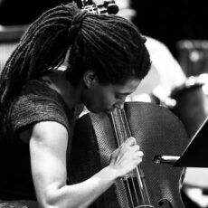 Internationales Cello-Trio jazzt heute aufregend einzigartig beim Sommer-Achter im Marleen