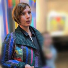 Digitale Malerei trifft Fotografie: Preisgekrönte Autodiaktin Irmin Bernstädt zeigt Kunst in Villa Justitia