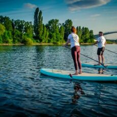 Wie Meditation auf dem Wasser – Stand-up-Paddling (SUP) nimmt auch in Wiesbaden an Fahrt auf