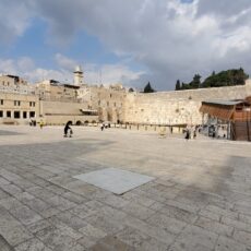 Zwischen Schutzraum und Normalität: Wie ein Tourguide den Krieg in Israel erlebt / Gastbeitrag aus Jerusalem