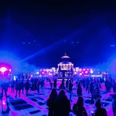 Partyfieber auf dem Eis – „White Party“ bis Mitternacht vorm Kurhaus, Eis-Disco auf der Henkell-Eisbahn
